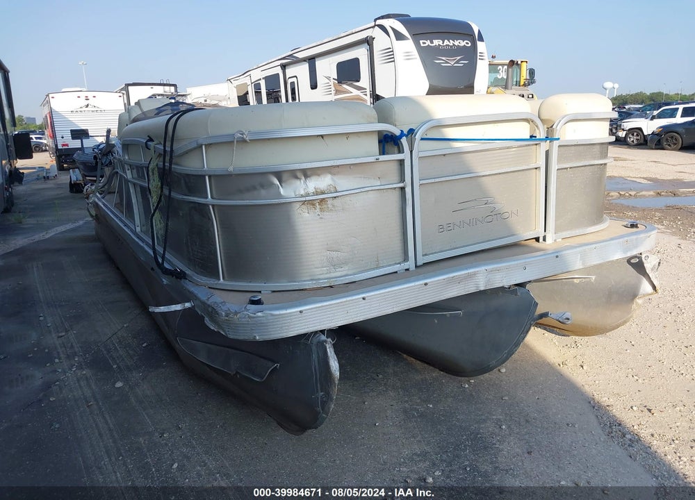 2013 BENNINGTON 227FS VIN: ETWC4531E313
