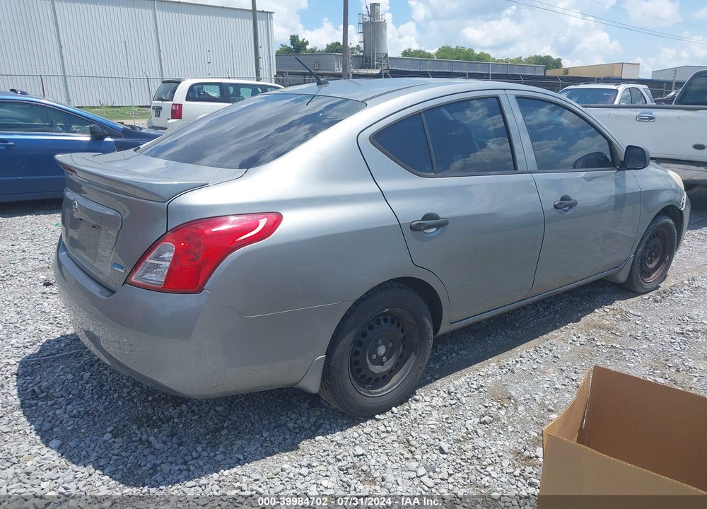2013 NISSAN VERSA 1.6 S+ VIN: 3N1CN7APXDL877187
