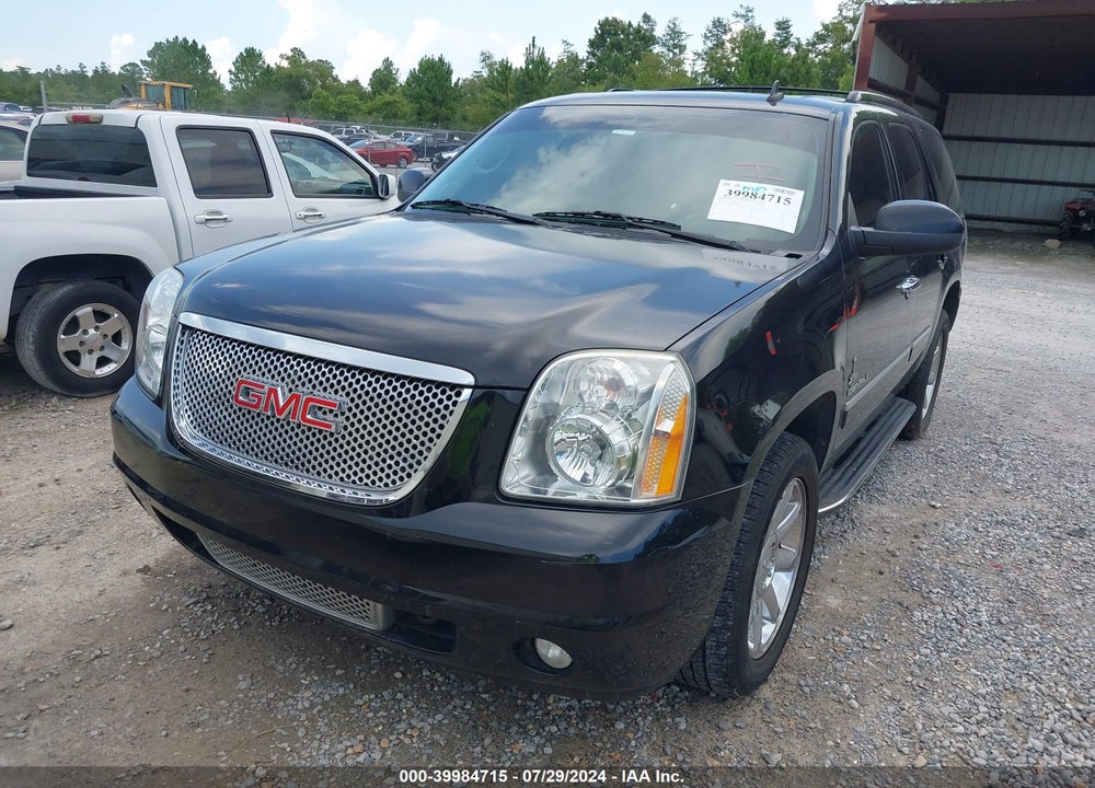 2013 GMC YUKON DENALI VIN: 1GKS1EEF2DR197825