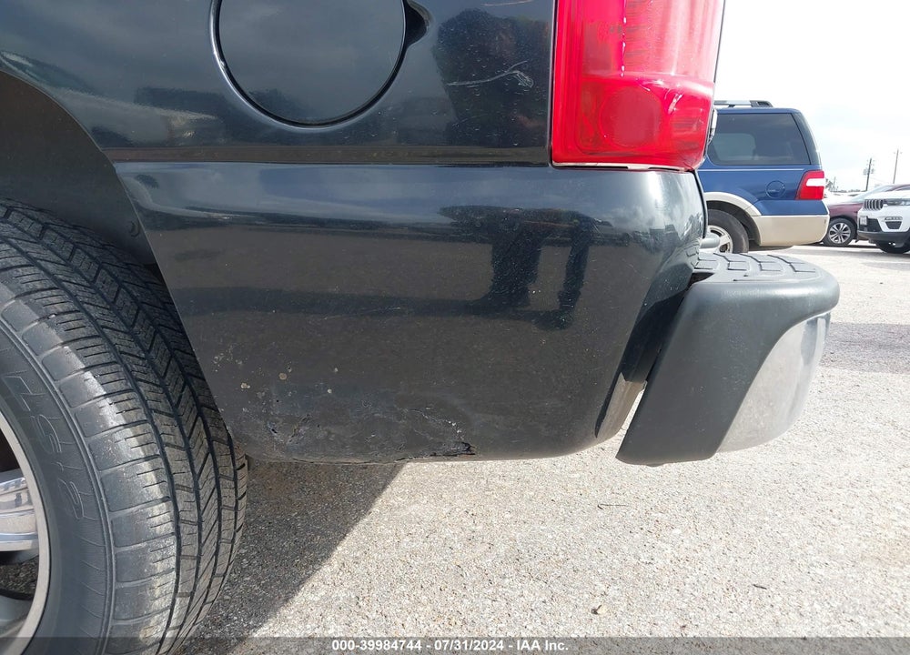 2004 CHEVROLET TAHOE LS VIN: 1GNEK13Z44R280854
