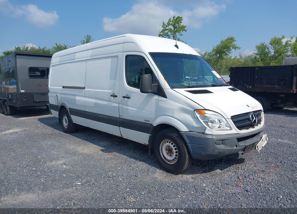 2011 MERCEDES-BENZ SPRINTER S HIGH ROOF VIN: WD3PE8CB8B5576981