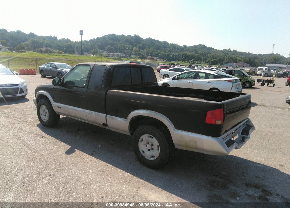 1994 CHEVROLET S TRUCK S10 VIN: 1GCDT19Z1R8195993