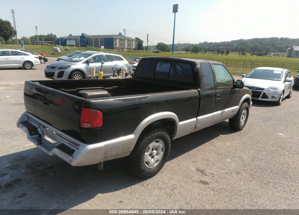 1994 CHEVROLET S TRUCK S10 VIN: 1GCDT19Z1R8195993