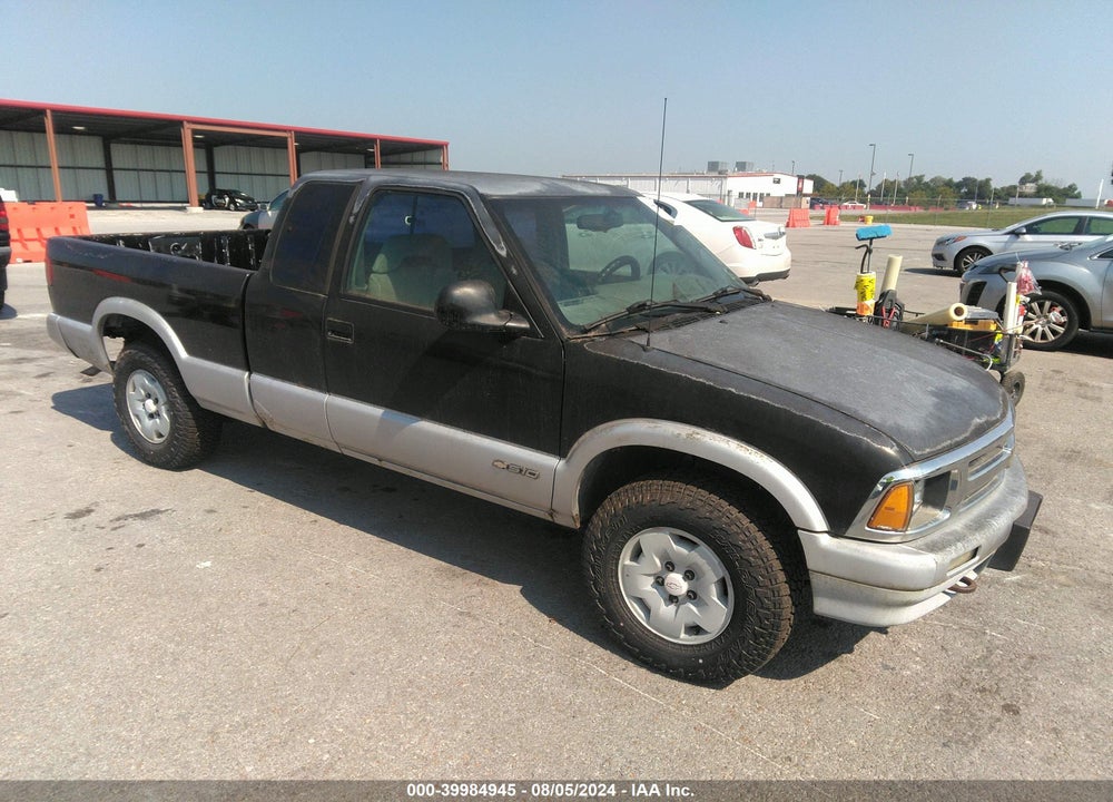 1994 CHEVROLET S TRUCK S10 VIN: 1GCDT19Z1R8195993