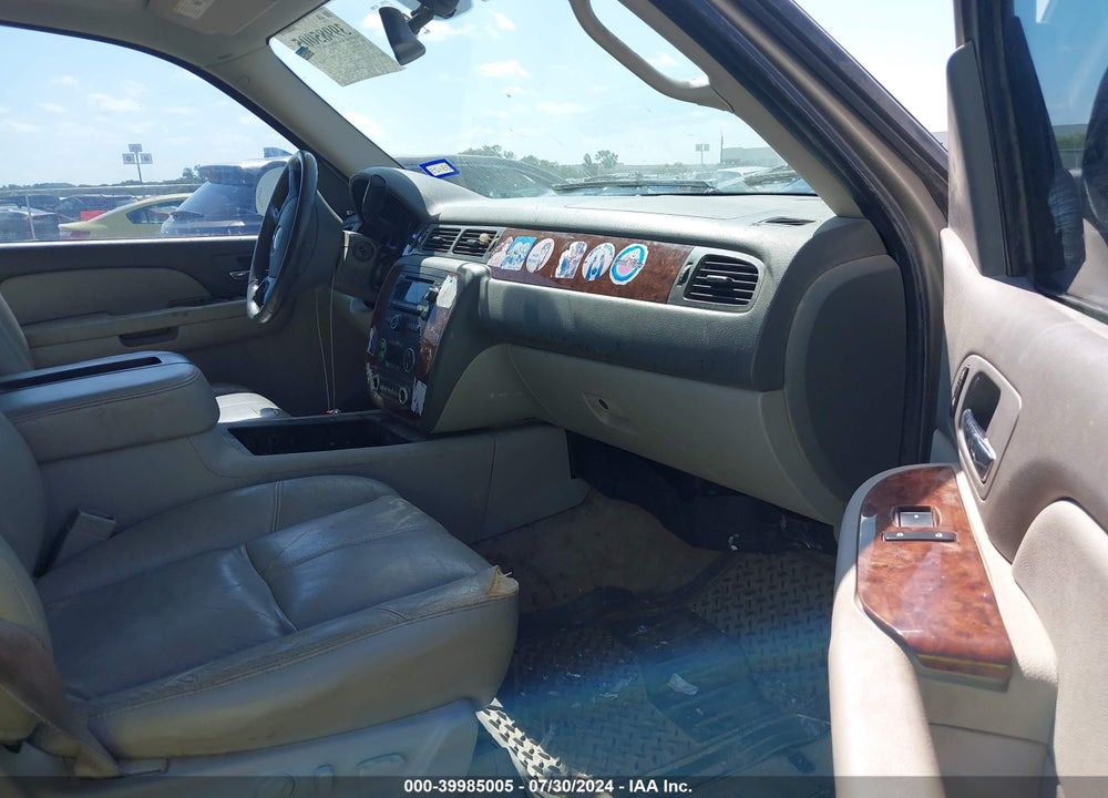 2007 CHEVROLET TAHOE LT VIN: 1GNFC13J77R130978