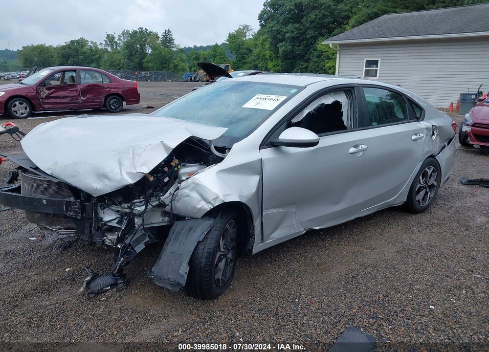 2019 KIA FORTE LXS VIN: 3KPF24AD3KE100228