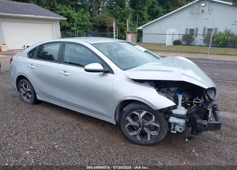 2019 KIA FORTE LXS VIN: 3KPF24AD3KE100228