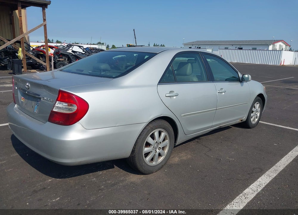 2002 TOYOTA CAMRY XLE VIN: 4T1BE32K62U599410