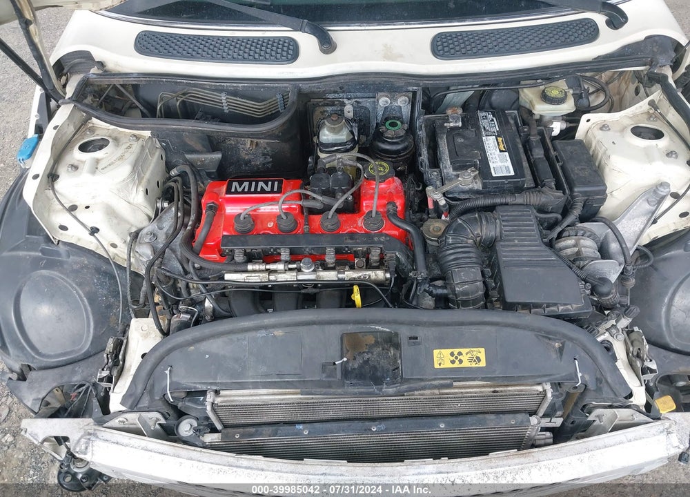 2006 MINI COOPER VIN: WMWRC33596TK64023