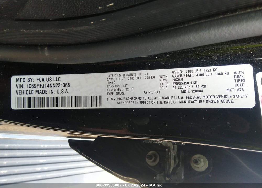 2022 RAM 1500 LAIE  4X4 5'7 BOX VIN: 1C6SRFJT4NN221368