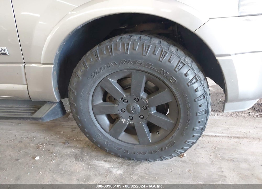 2008 FORD EXPEDITION EL XLT VIN: 1FMFK16538LA62835