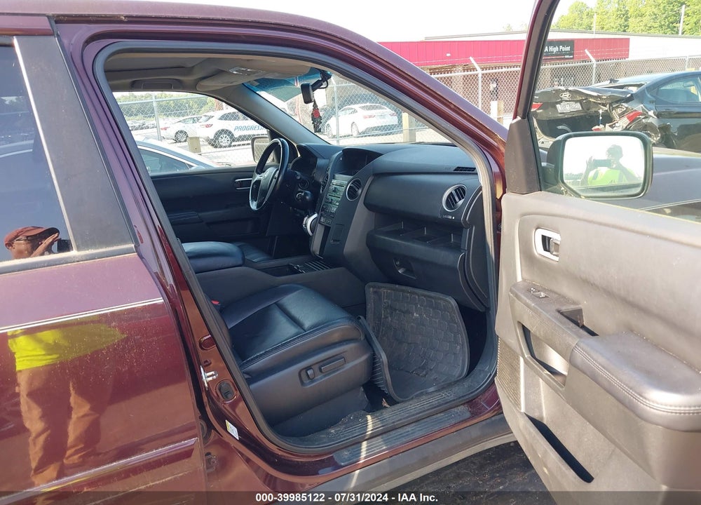 2010 HONDA PILOT EX-L VIN: 5FNYF4H60AB020348