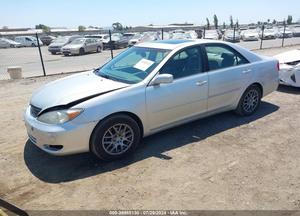 2002 TOYOTA CAMRY XLE VIN: JTDBE30K620108655