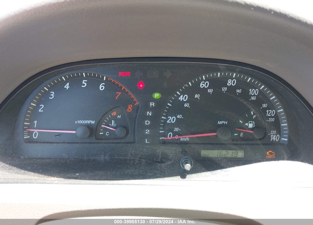 2002 TOYOTA CAMRY XLE VIN: JTDBE30K620108655