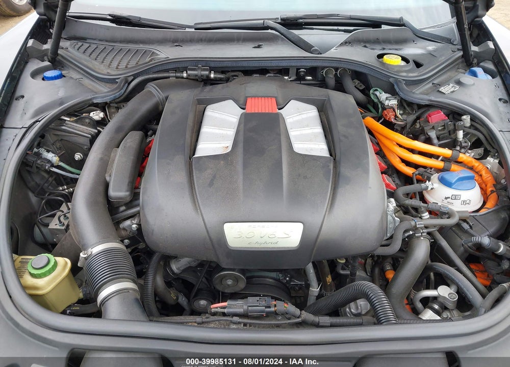 2015 PORSCHE PANAMERA E-HYBRID S VIN: WP0AD2A78FL040186