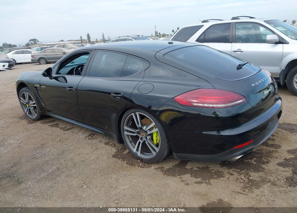 2015 PORSCHE PANAMERA E-HYBRID S VIN: WP0AD2A78FL040186