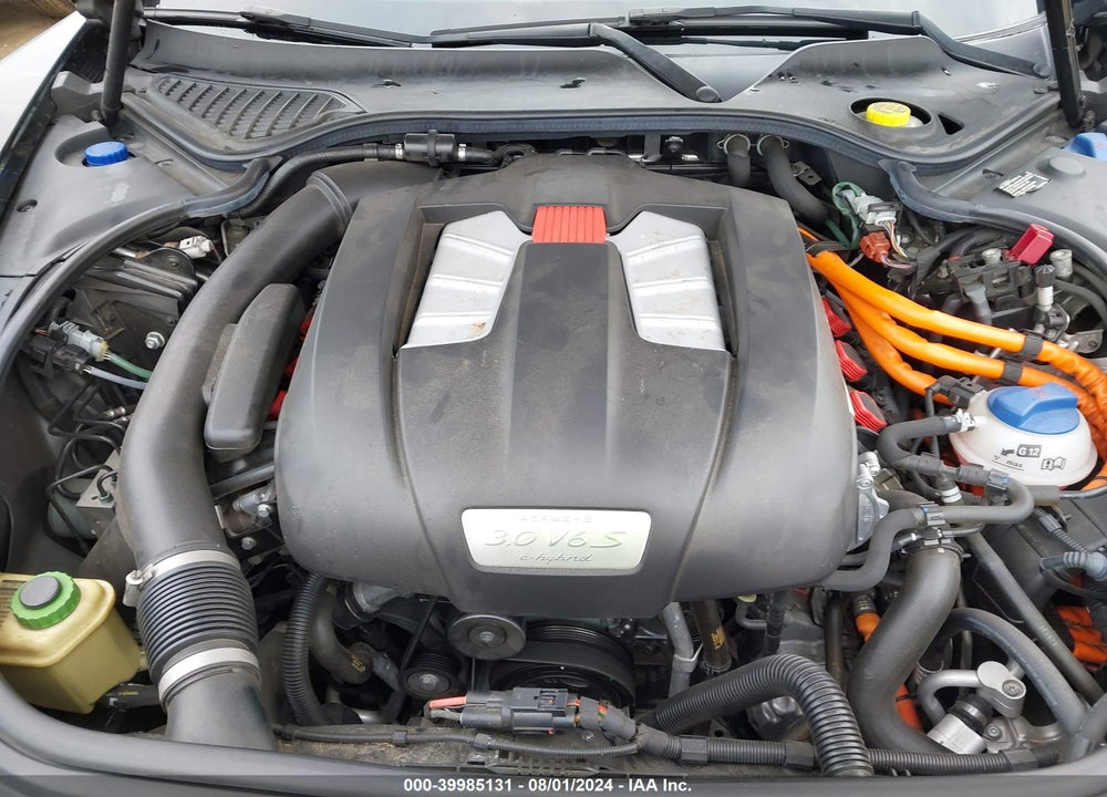 2015 PORSCHE PANAMERA E-HYBRID S VIN: WP0AD2A78FL040186