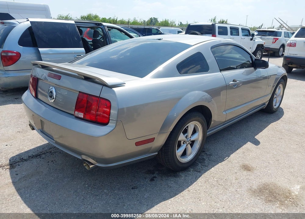 2008 FORD MUSTANG GT DELUXE/GT PREMIUM VIN: 1ZVHT82H885120426