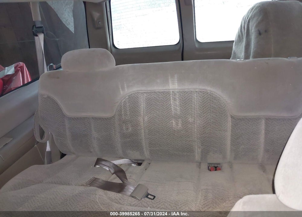 1999 CHEVROLET TAHOE VIN: 3GNEK18R0XG168890
