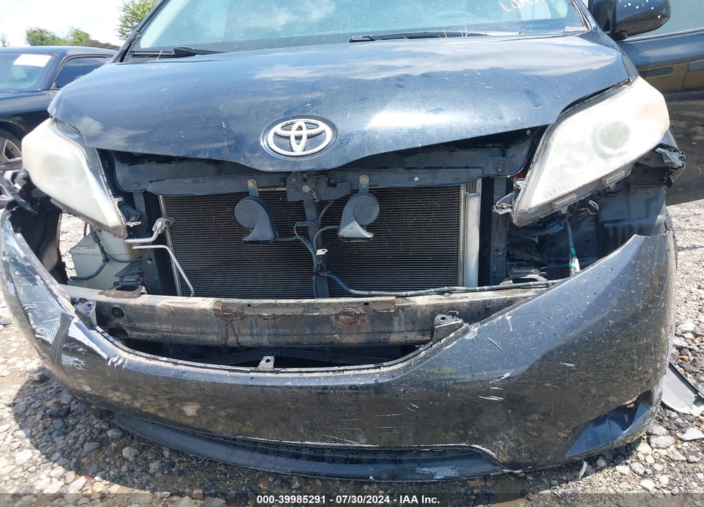 2011 TOYOTA SIENNA LE V6 VIN: 5TDKK3DC4BS120764