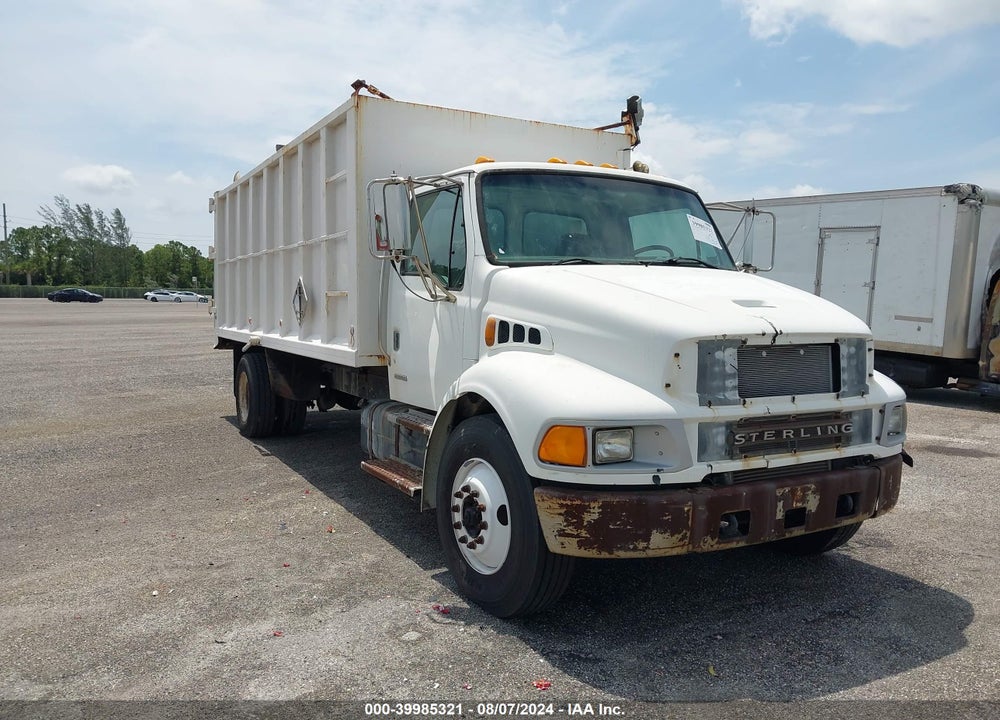 2002 STERLING TRUCK M 7500 VIN: 2FZAAKBV92AK96524