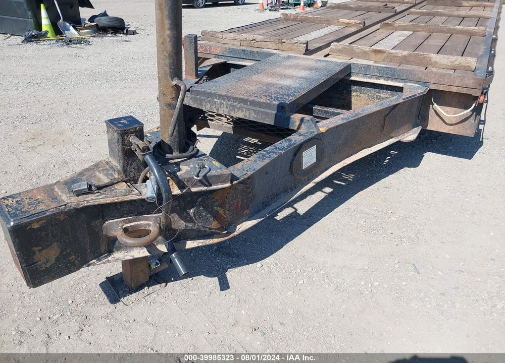 1990 TRAILER --- VIN: YE02049024X086003