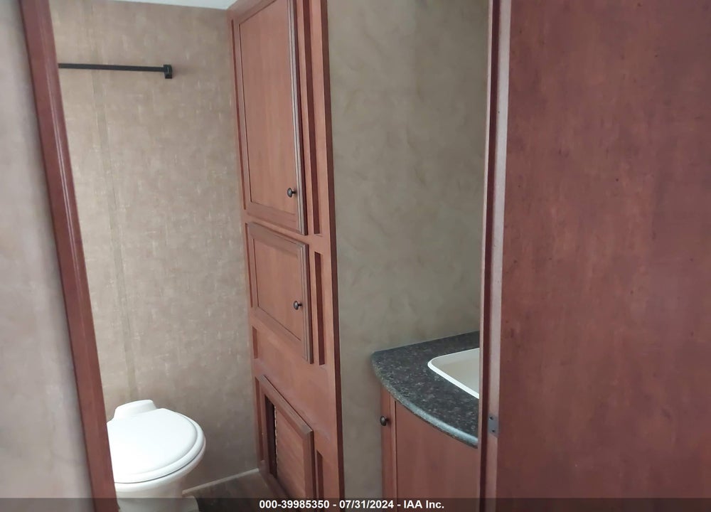 2014 WINNEBAGO ULTRA LIGHT REMINGTON VIN: 54CAM0N23E1R89769