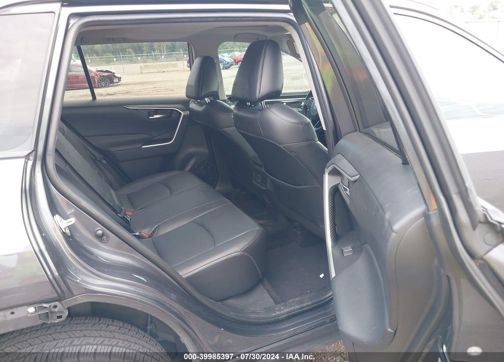 2019 TOYOTA RAV4 XLE PREMIUM VIN: 2T3C1RFVXKW050100