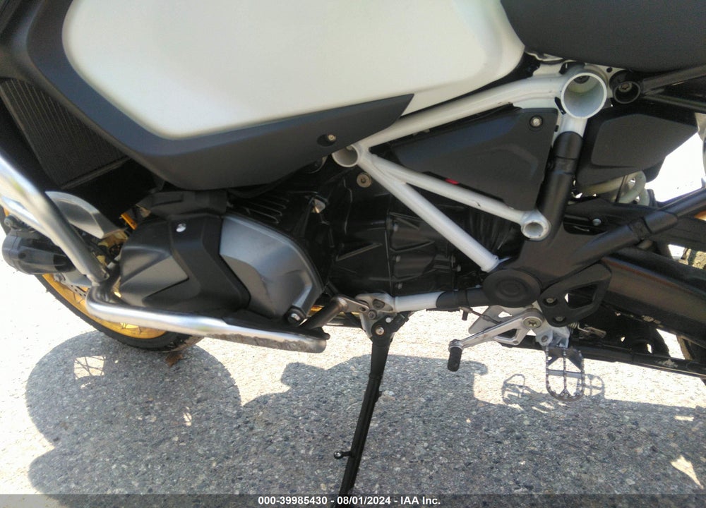 2021 BMW R 1250 GS ADVENTURE VIN: WB10M1306M6E64127
