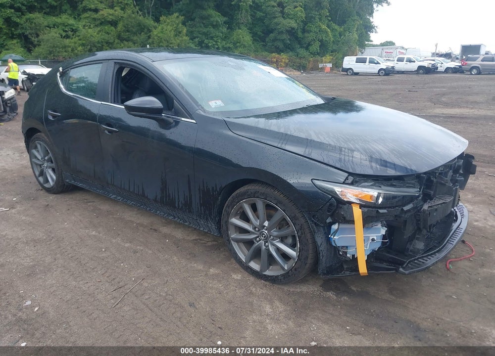 2019 MAZDA 3 PREFERRED PACKAGE VIN: JM1BPBMM0K1134372