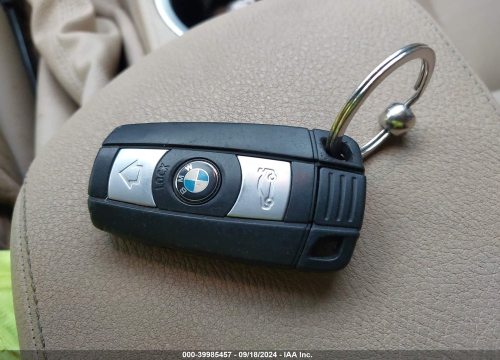2014 BMW X1 SDRIVE28I VIN: WBAVM1C50EVW46881