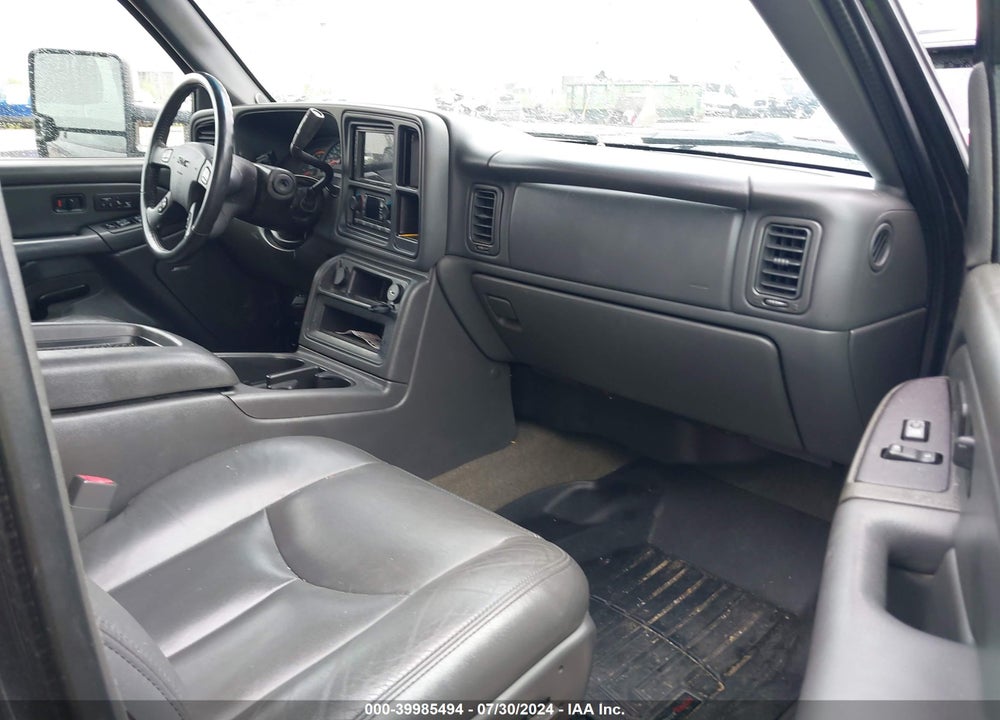 2005 GMC SIERRA 2500HD SLT VIN: 1GTHK23245F922684