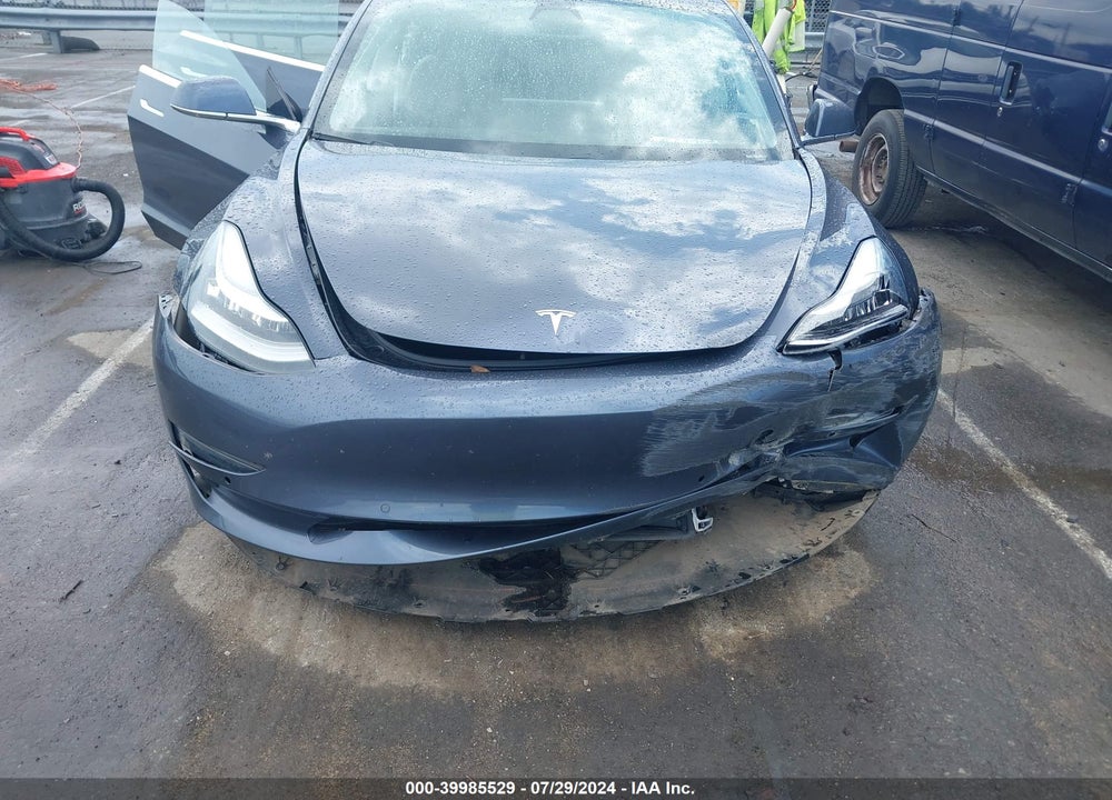 2020 TESLA MODEL 3 STANDARD RANGE PLUS REAR-WHEEL DRIVE/STANDARD RANGE REAR-WHEEL DRIVE VIN: 5YJ3E1EA3LF657984