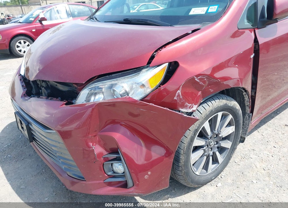 2018 TOYOTA SIENNA XLE 7 PASSENGER VIN: 5TDDZ3DC7JS196515