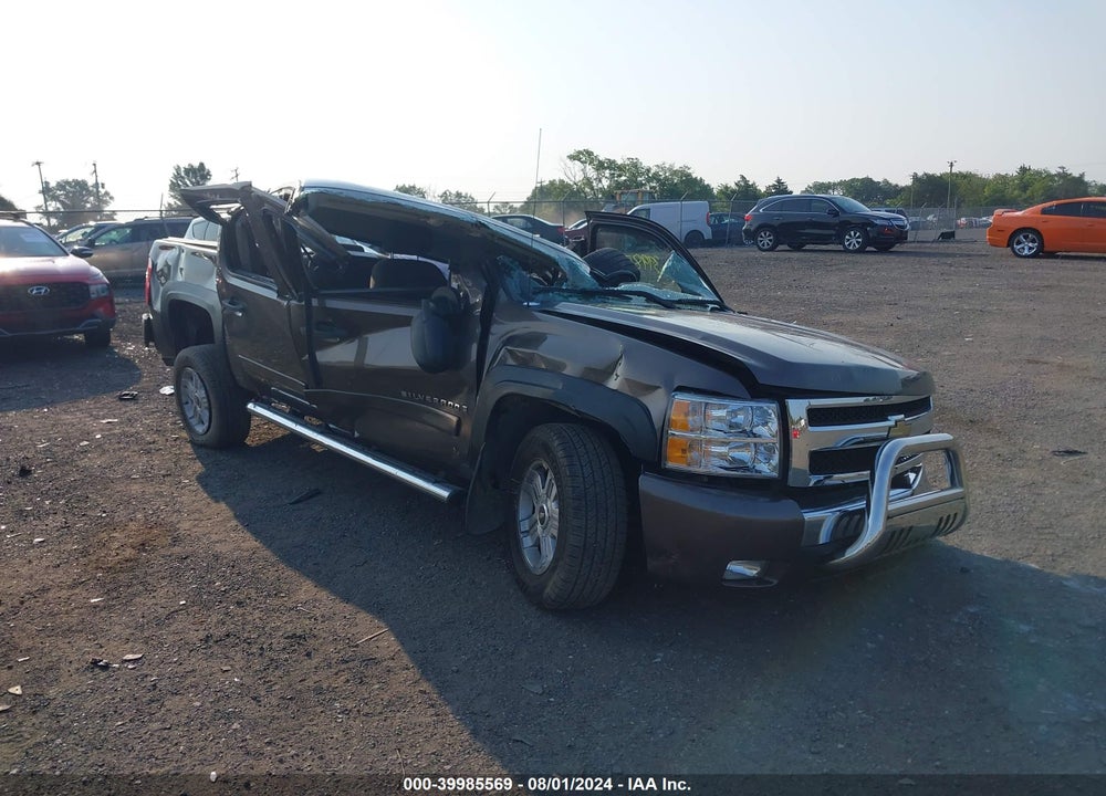 2008 CHEVROLET SILVERADO 1500 LT1 VIN: 2GCEK13J681247789