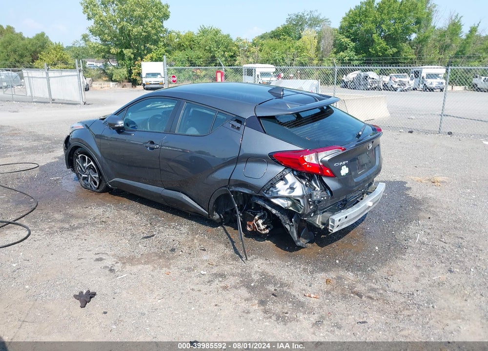 2021 TOYOTA C-HR XLE VIN: NMTKHMBX2MR138367