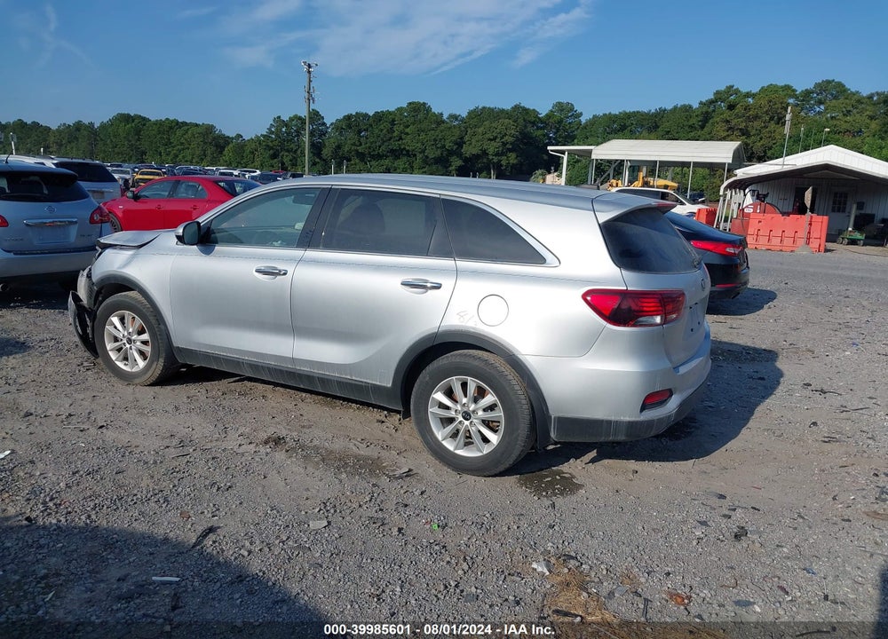 2019 KIA SORENTO 2.4L LX VIN: 5XYPG4A3XKG569025