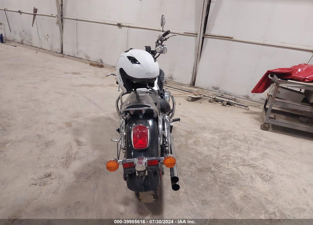 2002 HONDA VT750 CDA VIN: JH2RC44342M610920