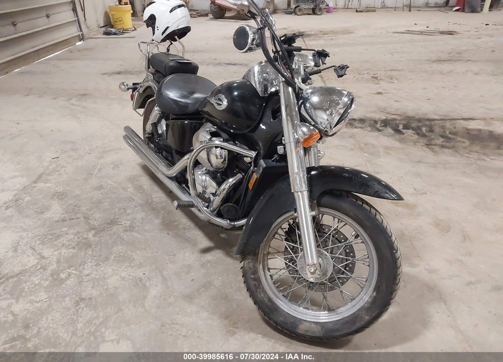 2002 HONDA VT750 CDA VIN: JH2RC44342M610920