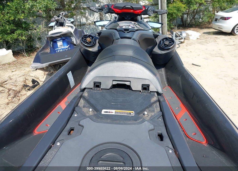 2022 SEADOO RXT-X 300 VIN: YDV43225L122