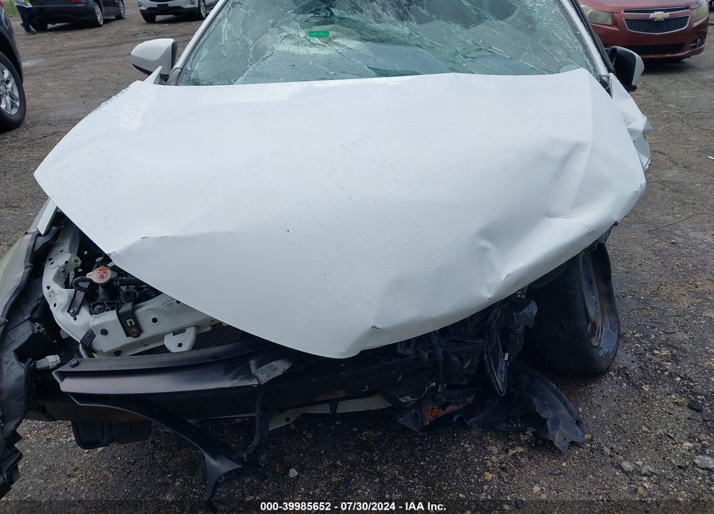 2019 TOYOTA COROLLA LE VIN: 5YFBURHE9KP913592