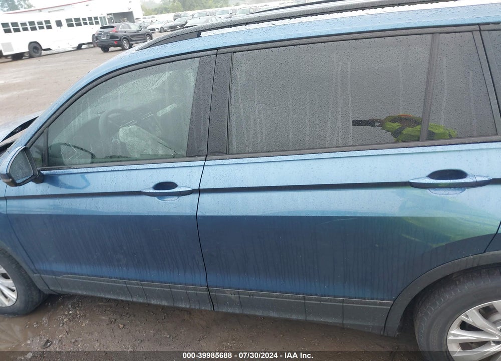 2018 VOLKSWAGEN TIGUAN 2.0T S VIN: 3VV0B7AX6JM108346