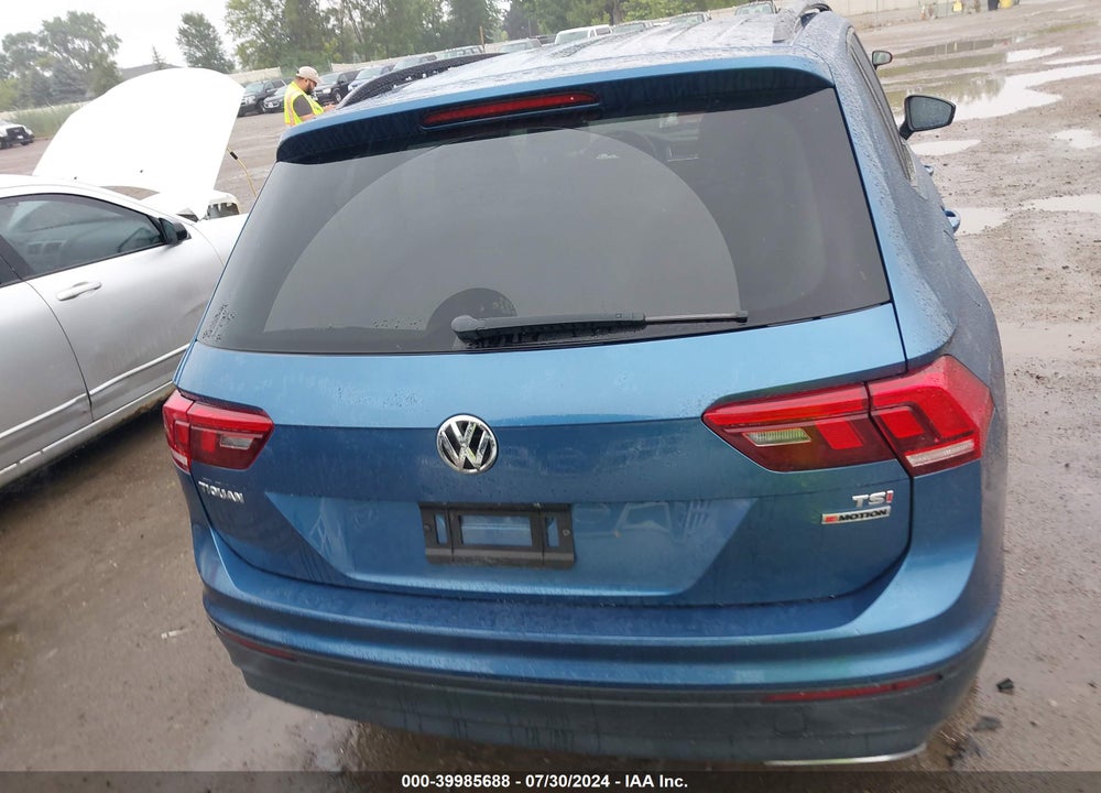 2018 VOLKSWAGEN TIGUAN 2.0T S VIN: 3VV0B7AX6JM108346