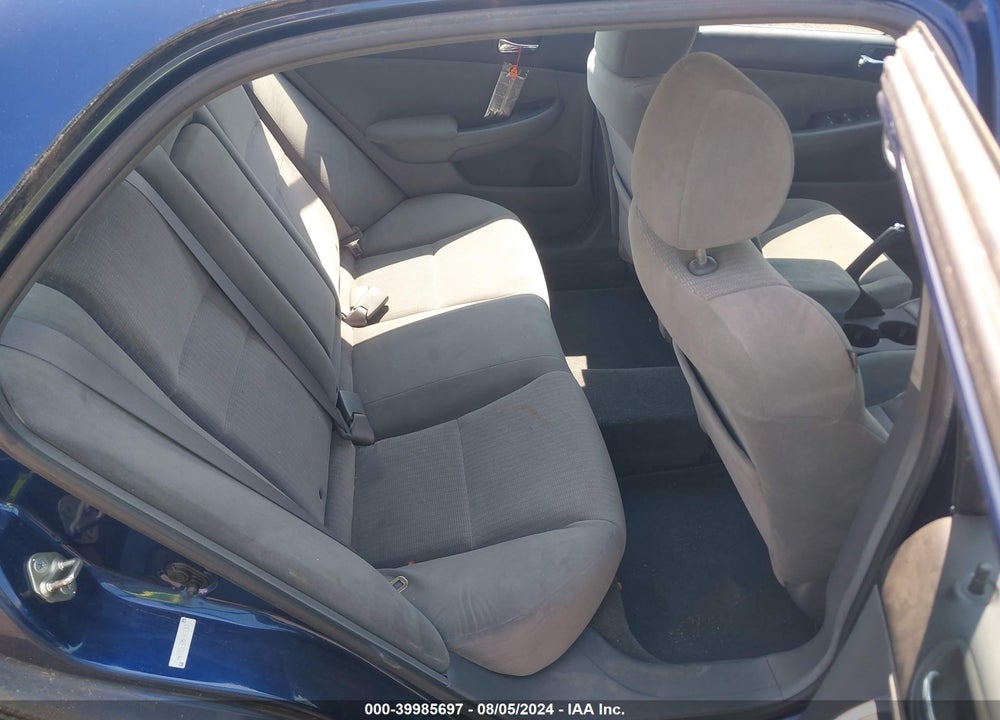 2005 HONDA ACCORD 2.4 LX VIN: 1HGCM56475A077217