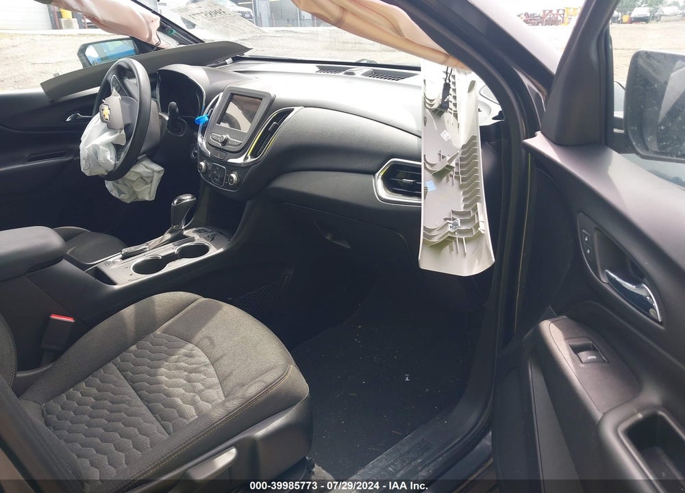 2019 CHEVROLET EQUINOX LT VIN: 2GNAXUEV4K6119215