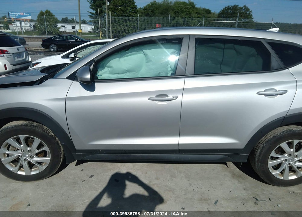 2020 HYUNDAI TUCSON SE VIN: KM8J2CA49LU242392
