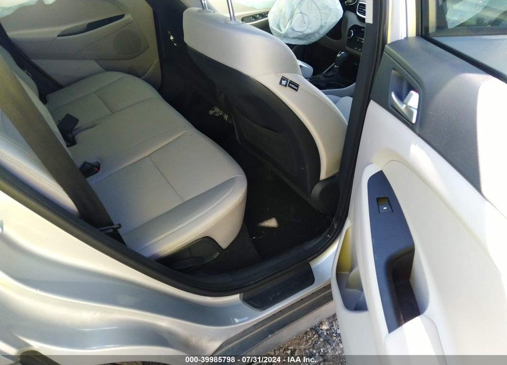 2020 HYUNDAI TUCSON SE VIN: KM8J2CA49LU242392