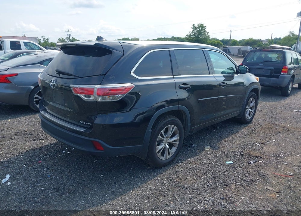 2014 TOYOTA HIGHLANDER XLE V6 VIN: 5TDJKRFH8ES056739