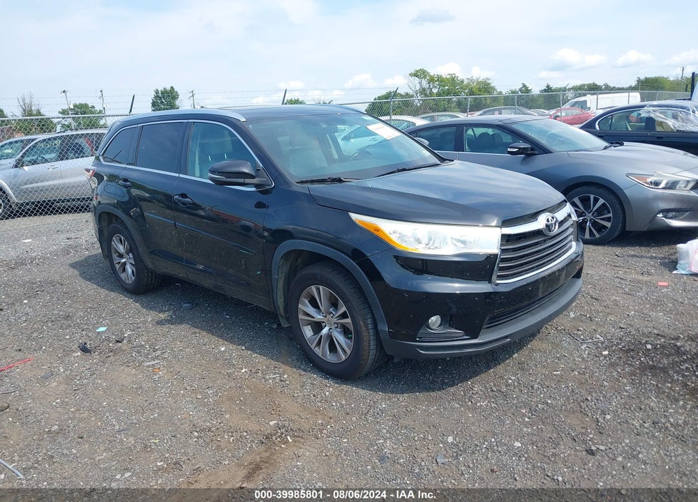 2014 TOYOTA HIGHLANDER XLE V6 VIN: 5TDJKRFH8ES056739