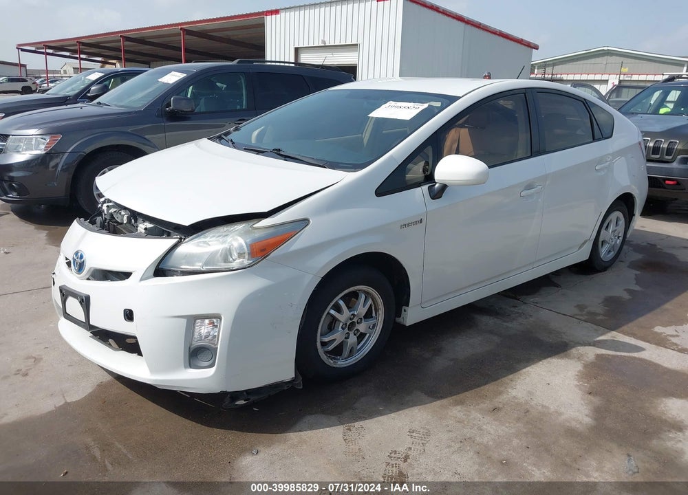 2011 TOYOTA PRIUS TWO VIN: JTDKN3DU2B0285022